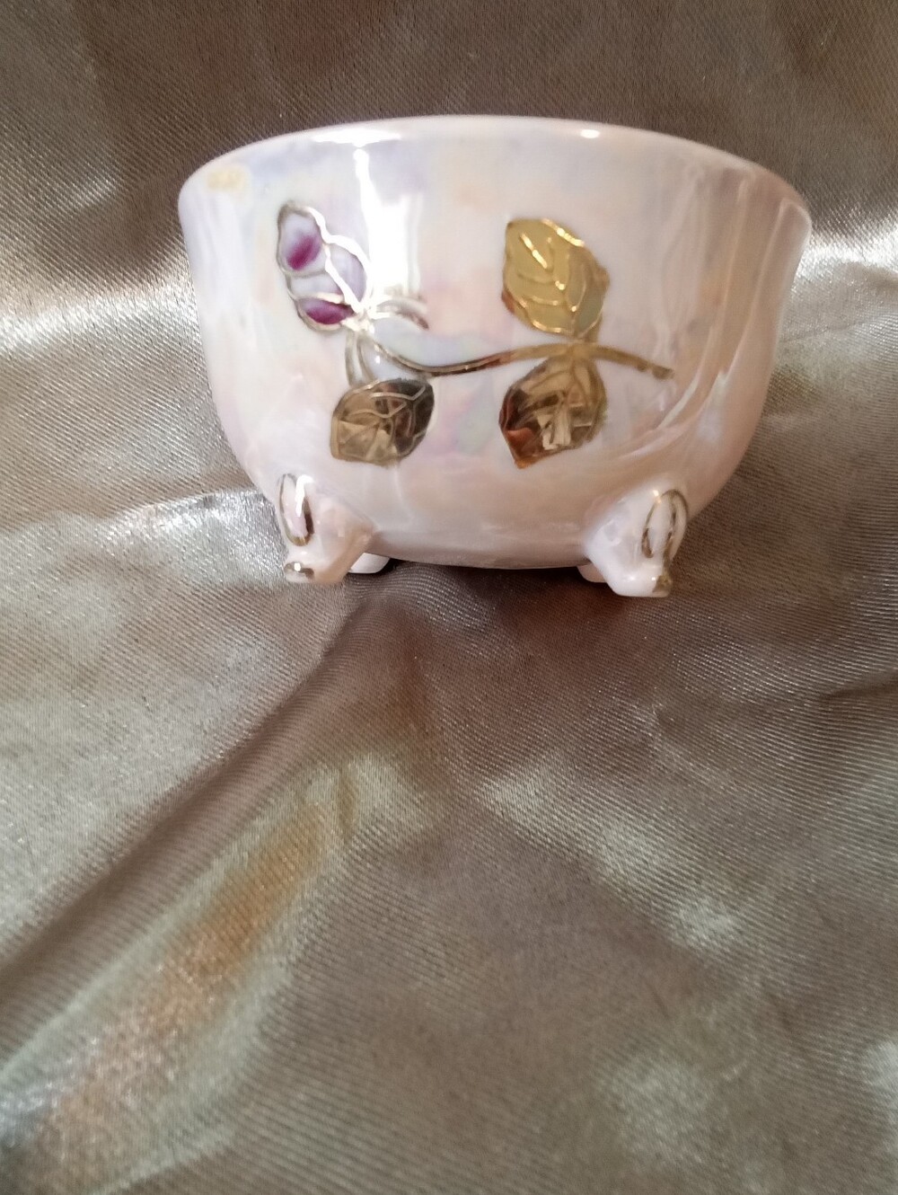 #7049 Pearlescent Pink Ceramic Footed Bowl with Gold Leaf Accent